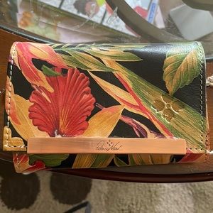 Patricia Nash Cametti wallet in Cuban Tropical Black. NWT.